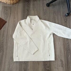 Men’s lululemon sweatshirt